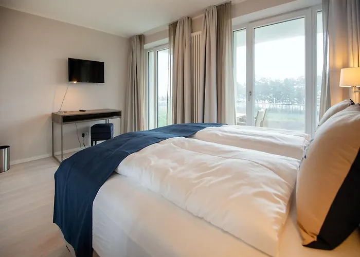 Duenenresidenz Prora - Ferienwohnung Mit Meerblick, 3 Schlafzimmern, Balkon Und Sauna Np-306